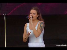 Tove Lo flashing tits at live concert on stage